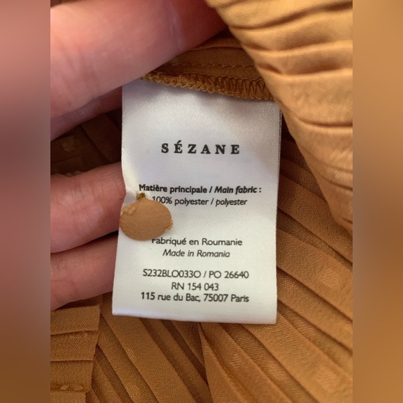 NWT Sezane Sibie Pleated Mock Neck Blouse Gold Size 38 (US 6) - Picture 8 of 9
